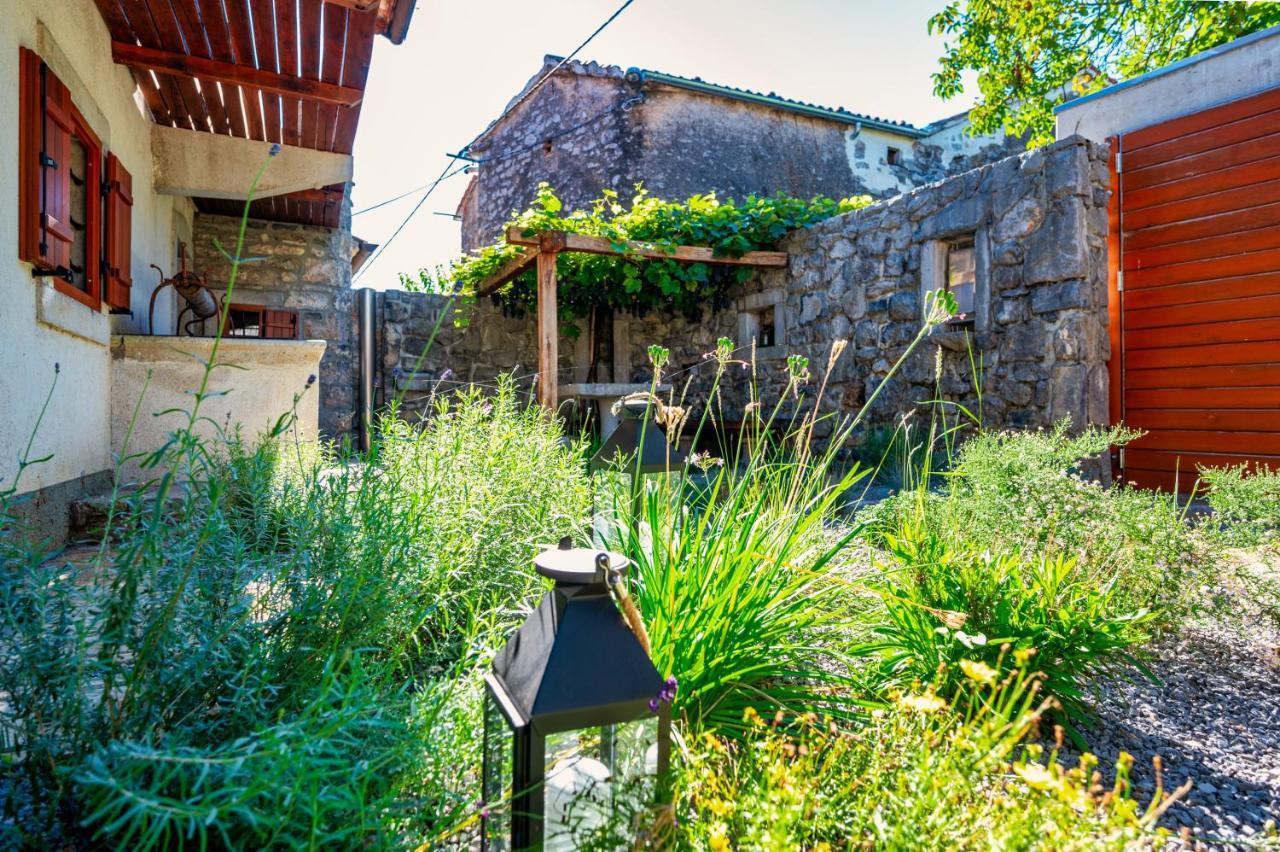 Willa Karst House Zan Pliskovica With Private Pool Dutovlje Zewnętrze zdjęcie